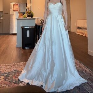 Lulus Elegant White Strapless Gown